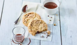 2 cookies moelleux aux pépites de chocolat*Picard Hot
